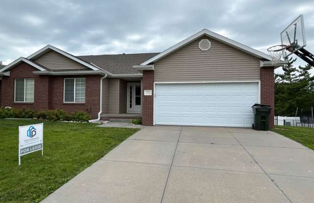 Beautiful Townhome in the popular Vavrina Neighborhood. photos photos