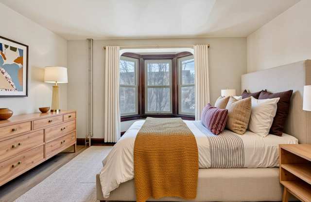 Large Four Bedroom In York! photos photos