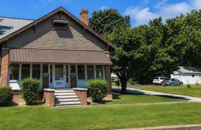 501 W NEWPORT PIKE Gallery 1