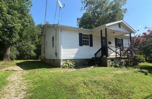 Spacious 2 Bed Mill Home near Downtown Mooresville photos photos