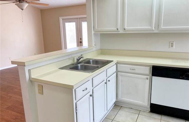 116 COBBLESTONE WAY Gallery 2