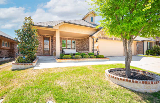 3/2/3 FOR LEASE IN ANNA TX! OVERSIZED LOT WITH HOTTUB! - 713 Glendale Drive, Anna, TX 75409 3/2/3 FOR LEASE IN ANNA TX! OVERSIZED LOT WITH HOTTUB! - 713 Glendale Drive, Anna, TX 75409