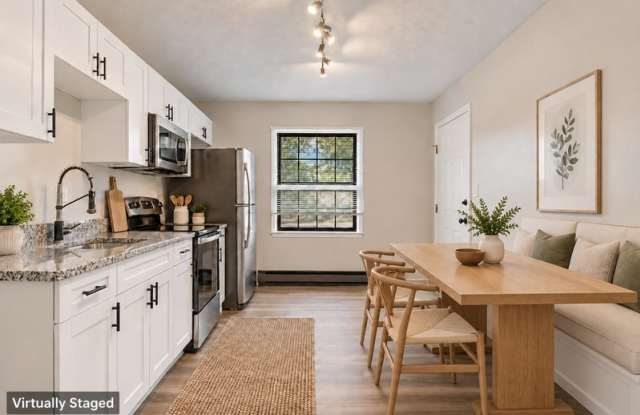2520 Bradford Court Gallery 4