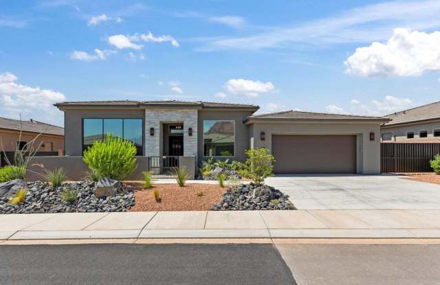 Beautiful 4 Bedroom Home! - 499 Palo Verde Way, Ivins, UT 84738