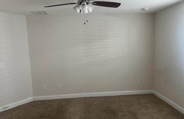 510 MELDRUM Lane Gallery 2