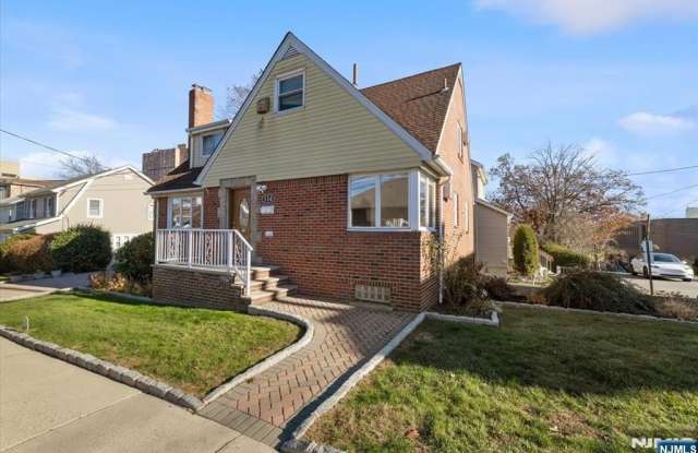 534 Kearney Avenue 1 photos photos