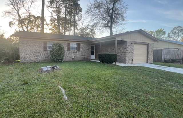 House for rent - 1083 Stokes Street, Jacksonville, FL 32221