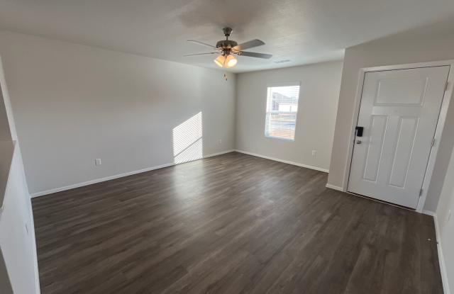 Pre-Leasing Now! Secure this Beautiful Three Bedroom | Two Bath Home in Somerset Today! Gallery 4
