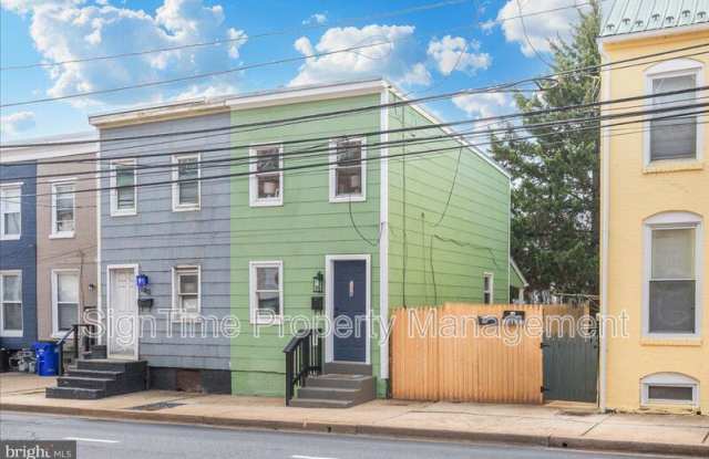 138 East South Street photos photos