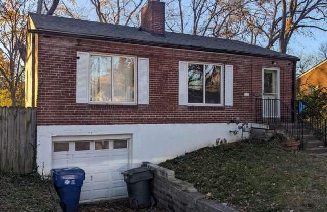 Such a Cute and Cozy House, Fully Renovated Right in University City! photos photos