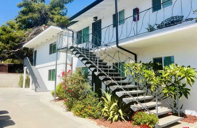 285 W Montecito Ave photos photos