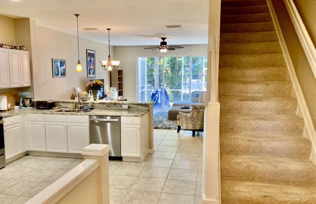 8460 Village Edge Circle #5 Gallery 2