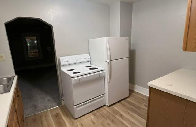 Charming 3-Bed, 1-Bath Single-Family Home for Rent! photos photos