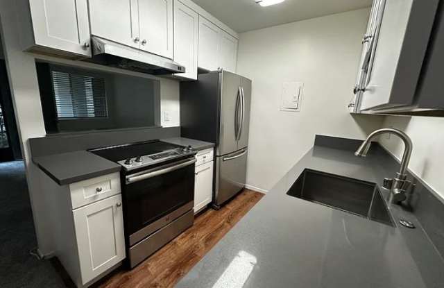 3045 East Theresa Street - 5Unti #5 photos photos