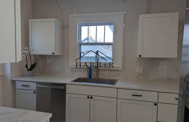 Renovated 3 Bedroom Single Family Home! photos photos