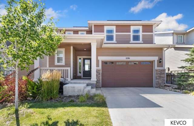 Sprawling Newer Construction Home photos photos