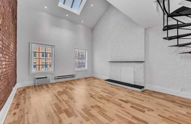 404 West 22nd Street Gallery 1