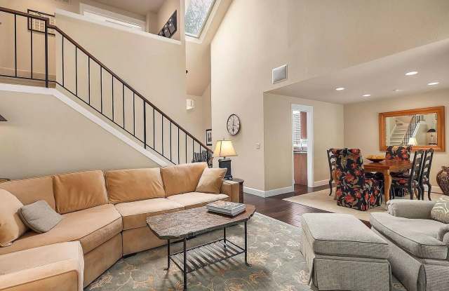 CLICK "REQUEST A TOUR" NOW! - 1627 159th Place Northeast, Bellevue, WA 98008