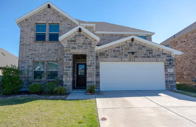 Beautiful two-story home built in 2021, offering 4 bedrooms, 3.5 bathrooms Gallery 3
