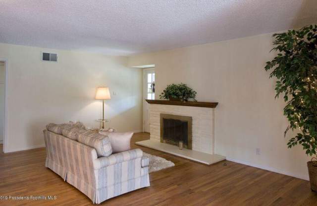 7114 Treves Drive Gallery 3