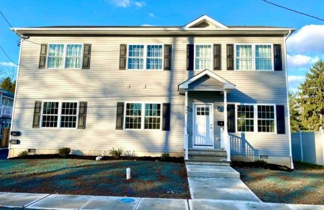 909 Westfield Ave photos photos