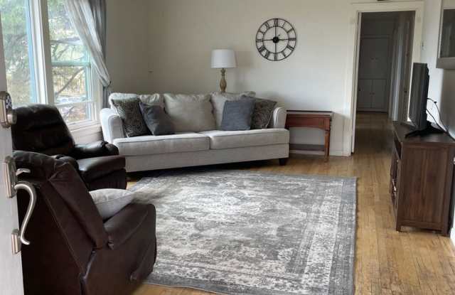 Turnkey Ready Townhome in October! Gallery 3