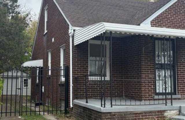 15909 Lauder Street Gallery 2