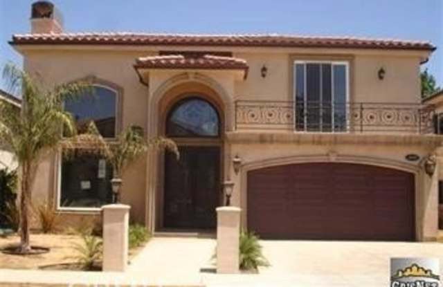 4960 Chimineas Avenue photos photos