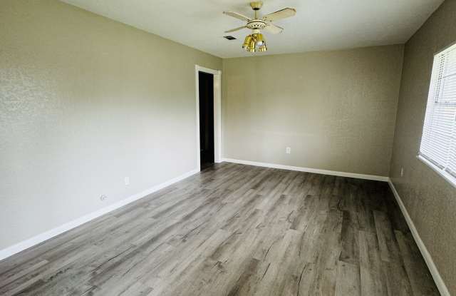 6311 Real St Gallery 3