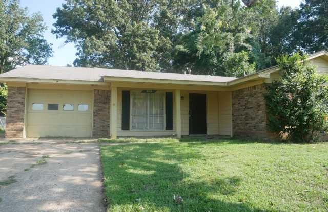 5850 Cherokee Dr Horn Lake, MS 38637 photos photos