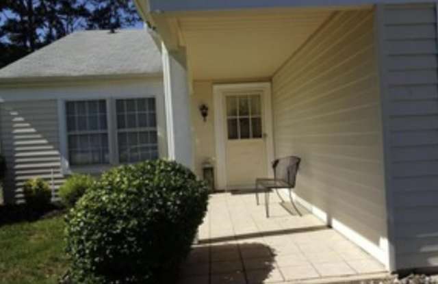 35 NEW CASTLE DRIVE Gallery 2