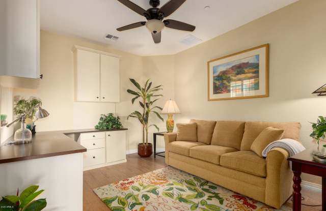 12121 W DESERT MIRAGE Drive Gallery 3