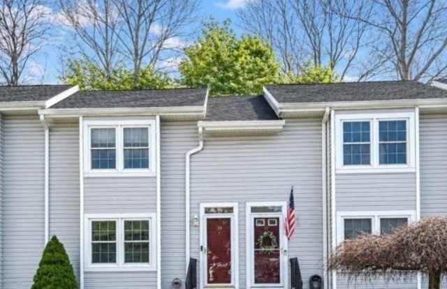 70 Village Dr photos photos