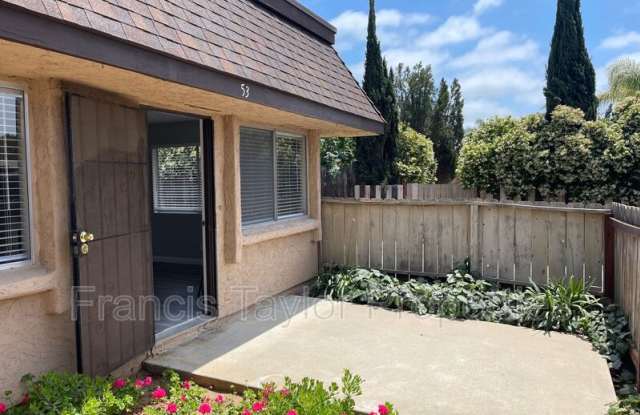 2121 E Grand Avenue photos photos