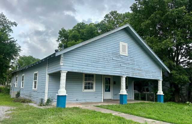 3 Bedroom and 1 Bathroom Home in Shawnee photos photos