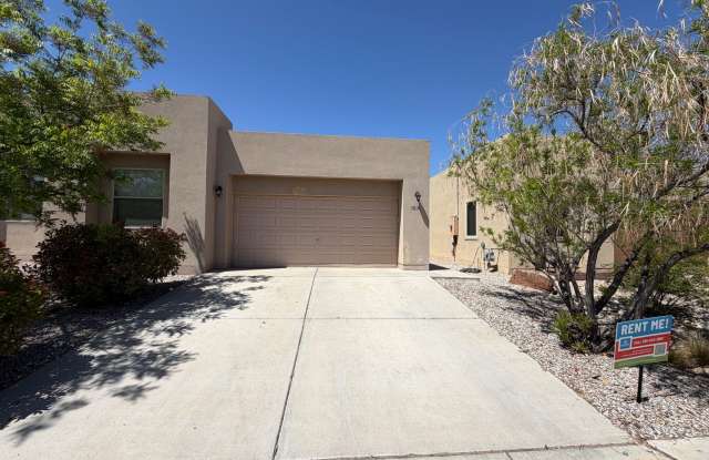 Beautiful Luxury Single Story Town Home Available Near Coors Blvd NW & Dellyne Ave NW! photos photos