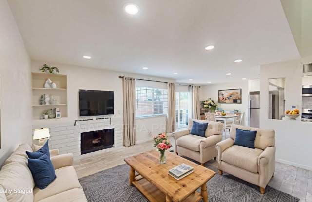 Beautiful 3 Bedroom Home in Garden Grove - 14444 Pickwick Lane, Garden Grove, CA 92844