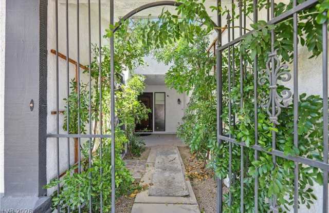 4162 Ridgewood Avenue Gallery 4