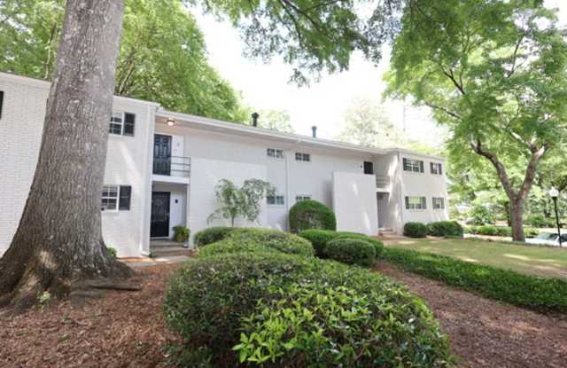 Woods Crossing At Buckhead photos photos