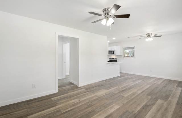 434 Byrnes Dr Gallery 3