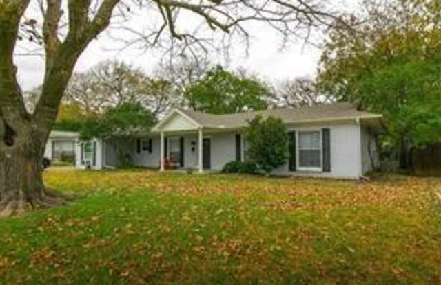 3652 Shelby Drive Gallery 2
