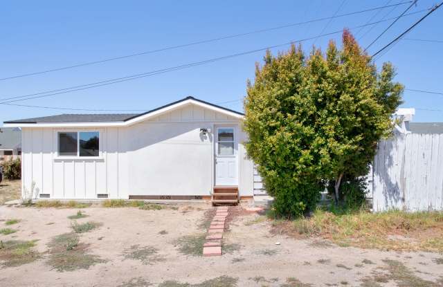 Charming 2-Bedroom Home with Updated Private Patio in Orcutt photos photos