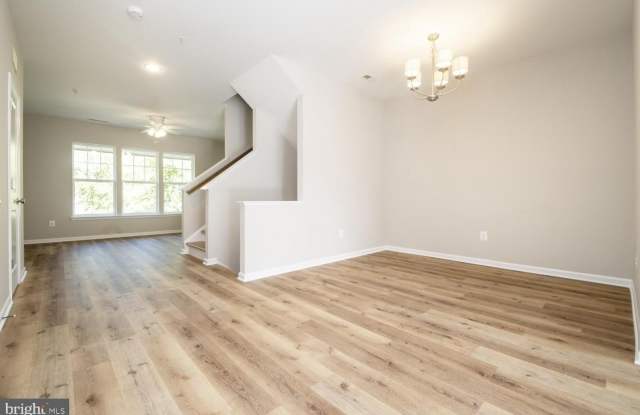 1132 RED HAWK WAY Gallery 4