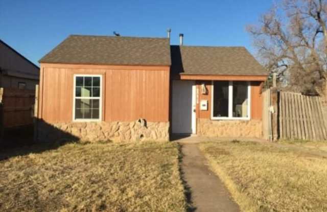 1405 North Seminole Street - 1405 North Seminole Street, Amarillo, TX 79107