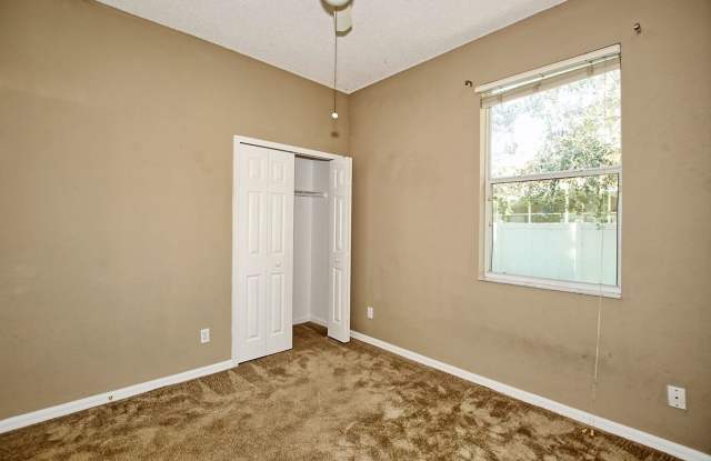 Eastwood Home - Gated neighborhood Gallery 4