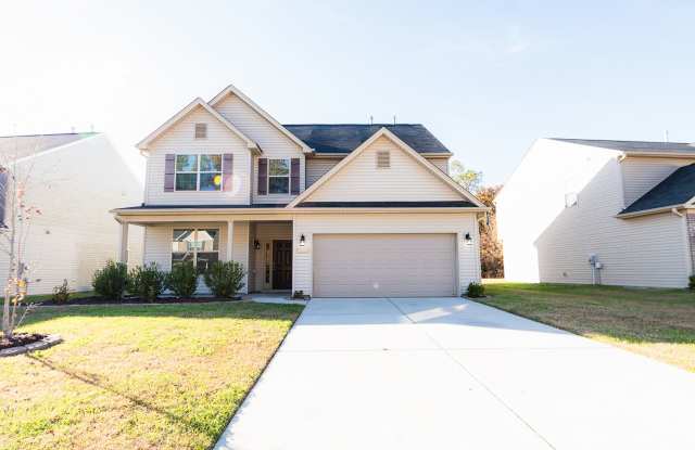Spacious 5 Bedroom, 3 bath home in Greensboro with 2 car garage photos photos