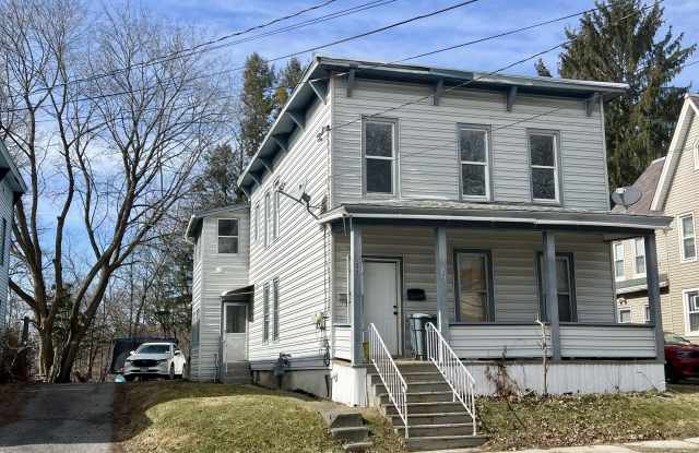 298-300 Locust Avenue unit: 2 Upstairs photos photos