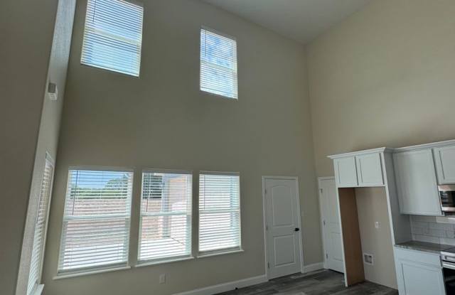 COMING SOON!! 3/2/2 Modern Two‑Story Home in Gated Community – Peaster ISD ✨ NO WATER BILL Gallery 4