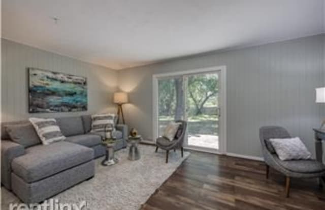 10051 Kumquat St NW - 10051 Kumquat Street Northwest, Coon Rapids, MN 55433