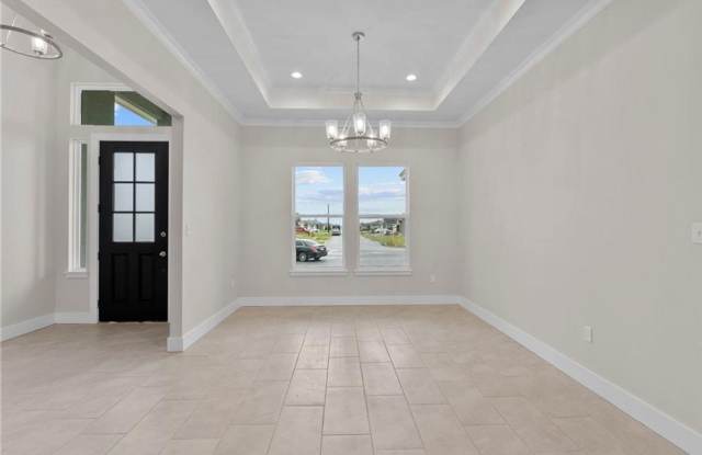 Crossing at London Ranch-Move-in Asap Gallery 4